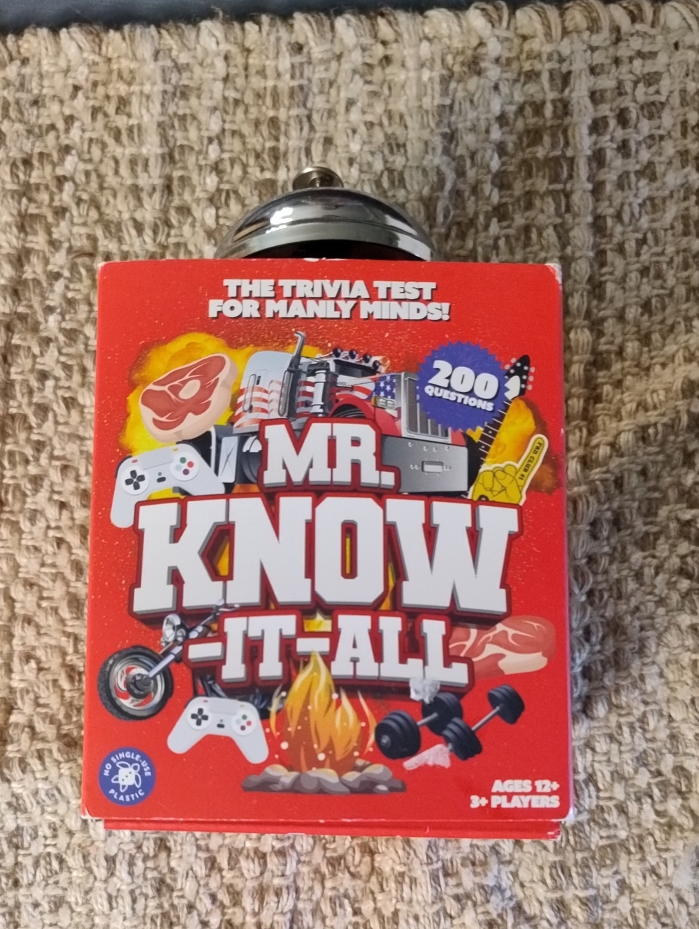 Mr. Know-It-All Trivia Game – Red